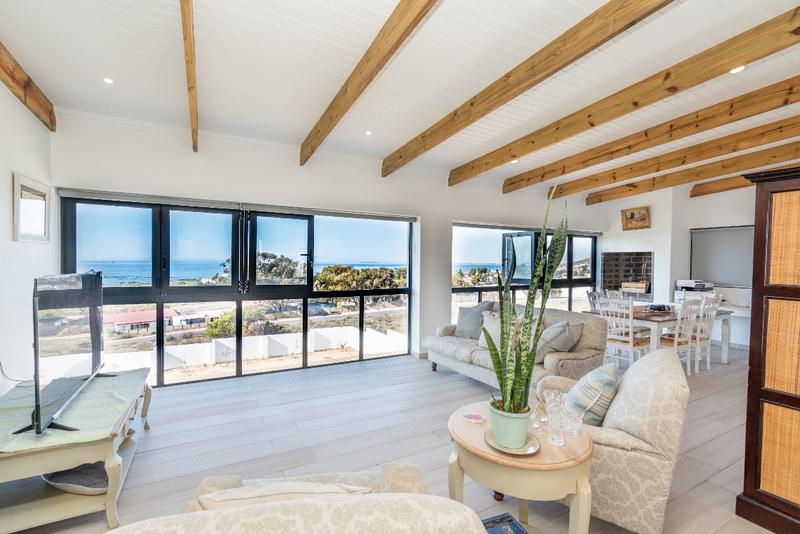 4 Bedroom Property for Sale in Sandy Point Western Cape